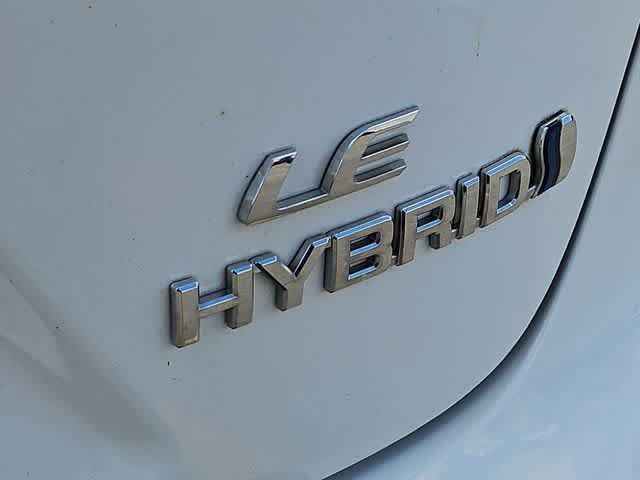 Used 2023 Toyota Corolla LE w/ LE Convenience Package FWD image 11