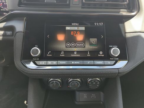 Used 2025 Nissan Z Sport w/ Floor Mat Package RWD image 29