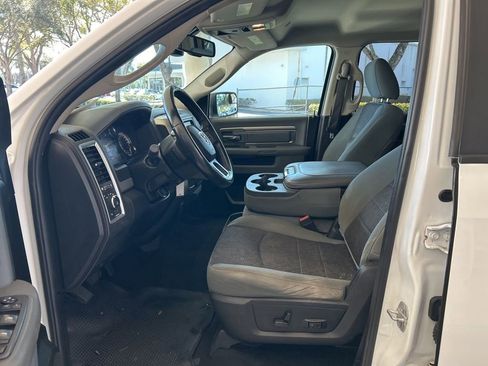Used 2019 RAM 1500 Big Horn image 5