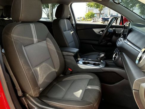 Used 2023 Chevrolet Blazer LT FWD image 28