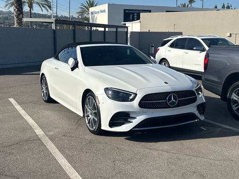 Used 2023 Mercedes-Benz E 450 Cabriolet image 2