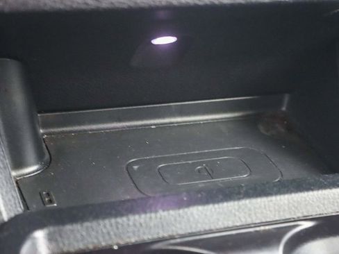 Used 2017 Toyota Tacoma TRD Sport w/ Tow Package image 32