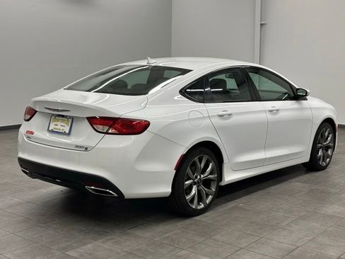Used 2015 Chrysler 200 S w/ Comfort Group AWD/4WD image 2