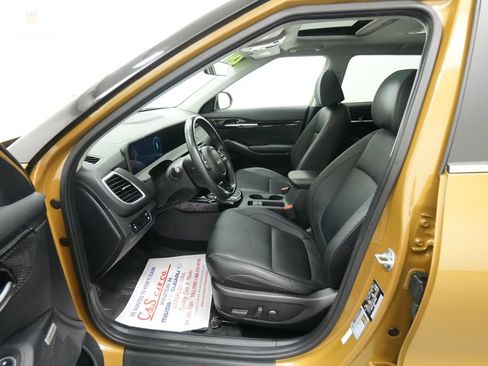 Used 2024 Kia Seltos SX w/ SX Sunroof Package AWD/4WD image 16