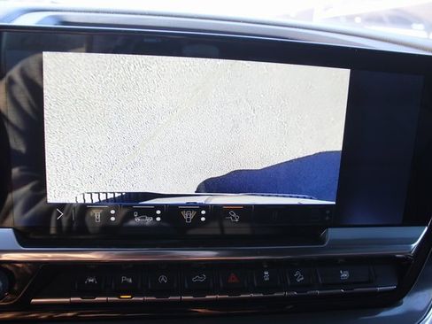 Used 2024 Chevrolet Silverado 1500 High Country w/ Technology Package image 39