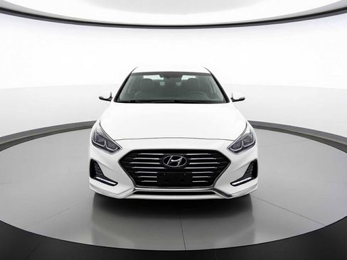 Used 2019 Hyundai Sonata Limited image 2