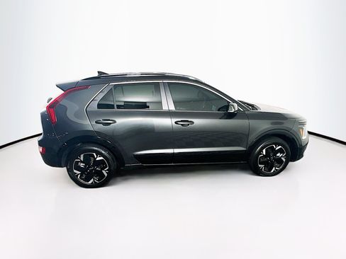 Used 2023 Kia Niro Wind FWD image 10