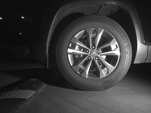 Used 2025 Chevrolet Equinox LT image 12