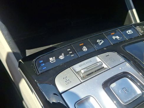 Used 2023 Hyundai Tucson Limited image 19