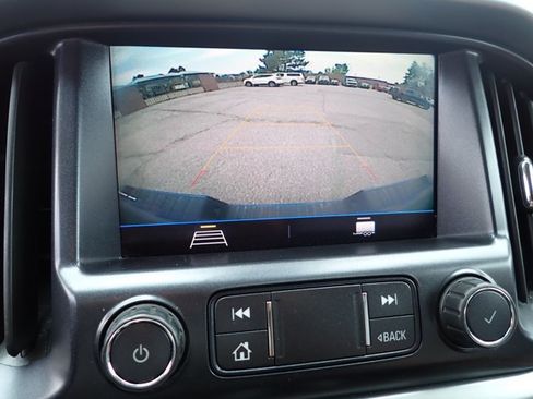 Used 2021 Chevrolet Colorado LT w/ Safety Package AWD/4WD image 19