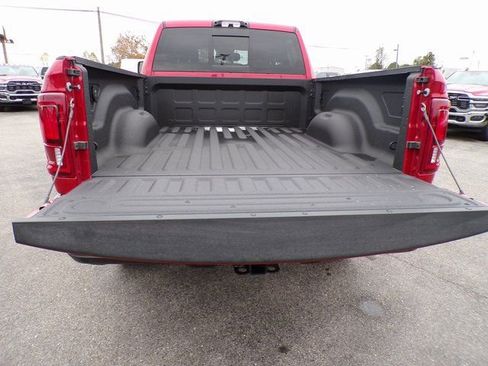 New 2025 RAM 2500 Big Horn AWD/4WD image 7