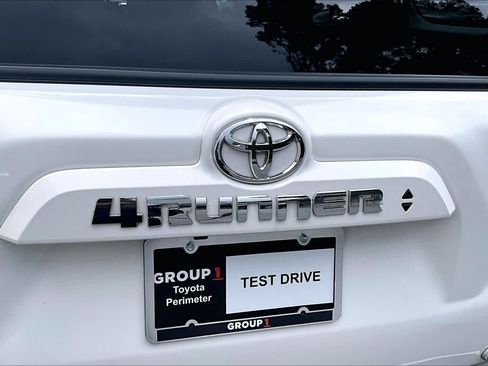 Used 2024 Toyota 4Runner SR5 RWD image 31