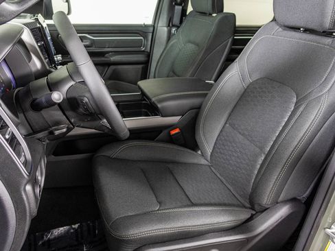 New 2026 RAM 1500 4x4 Crew Cab image 20