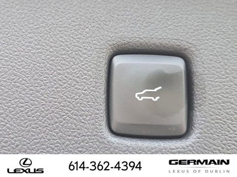 Used 2022 Ford Escape SEL w/ Technology Package AWD/4WD image 17