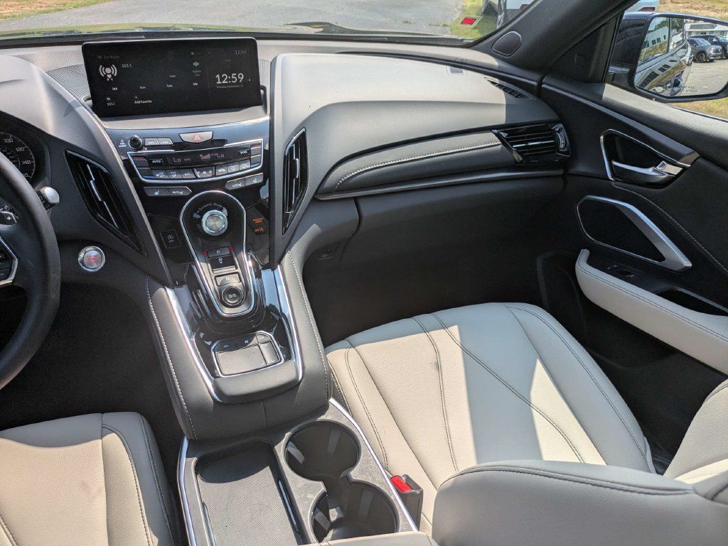 Used 2025 Acura RDX SH-AWD image 17