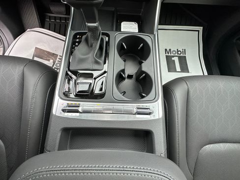 New 2026 Kia Carnival SX FWD image 33