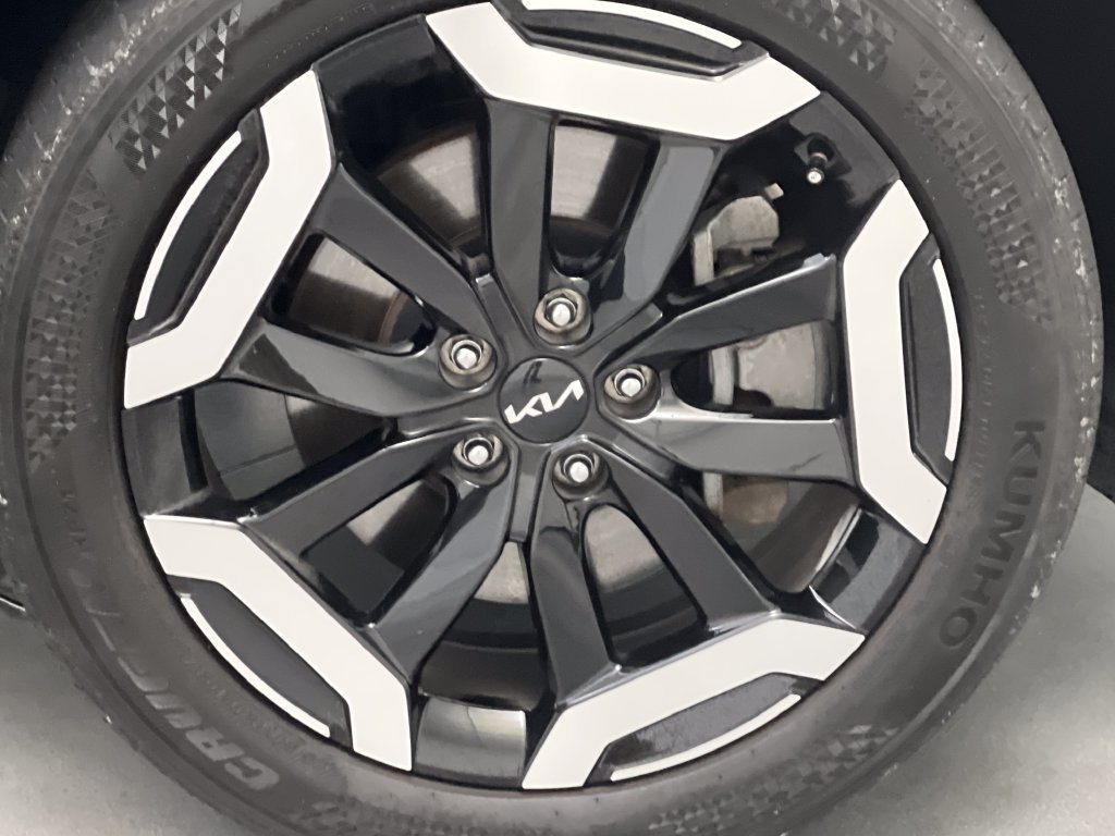 Used 2025 Kia Telluride S FWD image 84