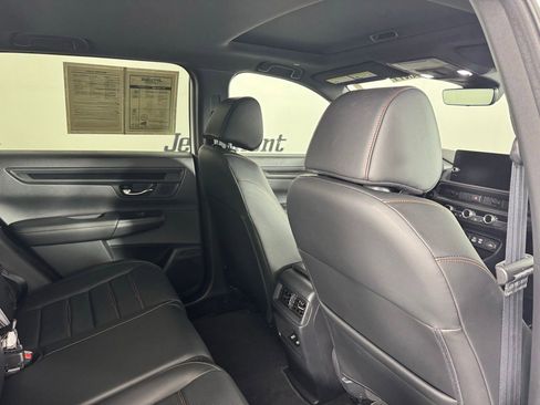 Used 2025 Honda CR-V Sport-L image 40