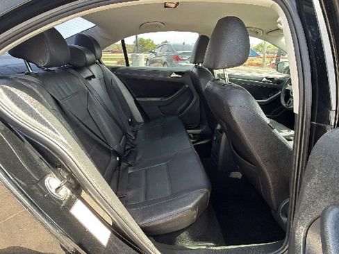 Used 2012 Volkswagen Jetta SE image 37