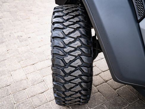 Used 2021 Jeep Gladiator Mojave w/ Trailer Tow Package image 41