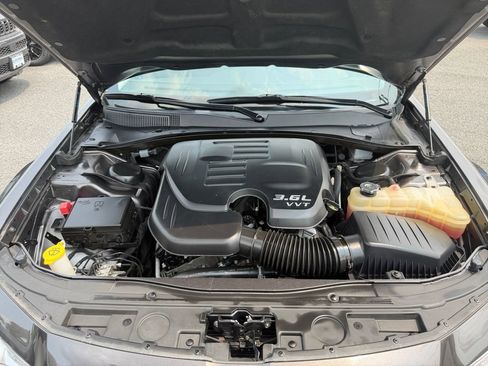 Used 2023 Chrysler 300 Touring RWD image 18
