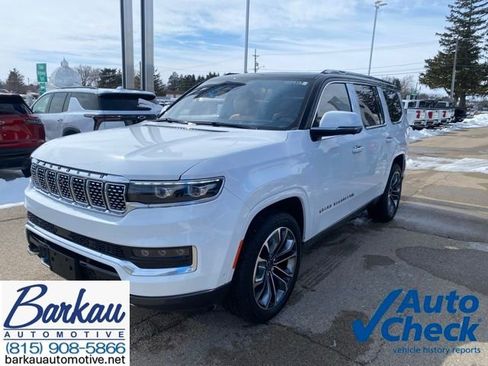 Used 2022 Jeep Grand Wagoneer Series III w/ Rear Seat Video Group 1 image 6