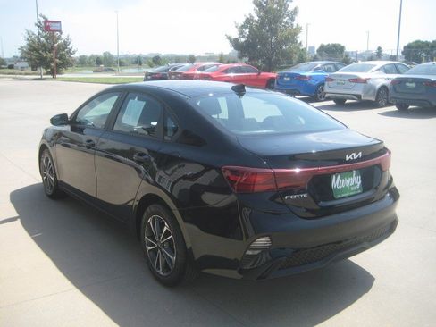 Used 2024 Kia Forte LXS w/ LXS Technology Package FWD image 5
