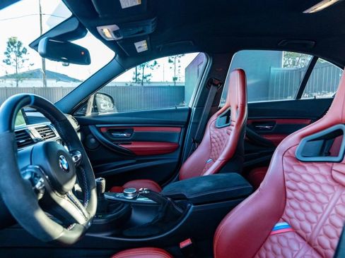 Used 2018 BMW M3 image 39