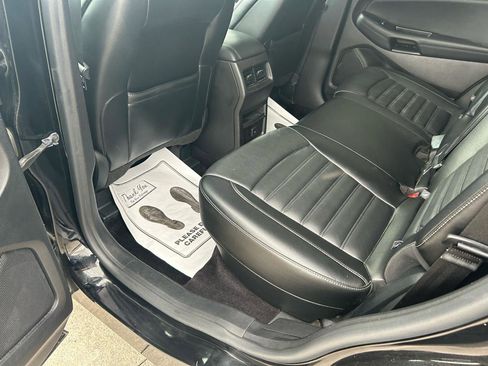 Used 2016 Ford Edge SEL w/ Equipment Group 201A image 9