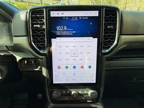 Used 2024 Ford Ranger XLT image 19