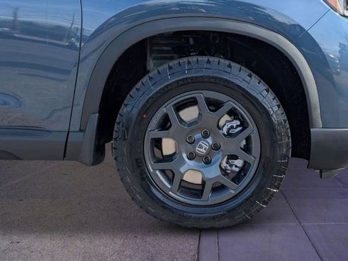 New 2026 Honda Pilot TrailSport image 9