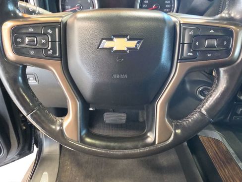 Used 2019 Chevrolet Silverado 1500 High Country AWD/4WD image 23