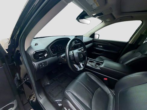 Used 2025 Honda Pilot Elite image 9