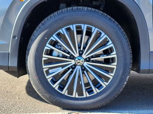New 2026 Volkswagen Tiguan S image 9