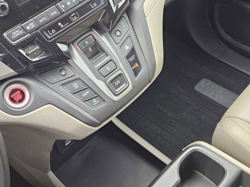 Used 2023 Honda Odyssey EX-L image 18