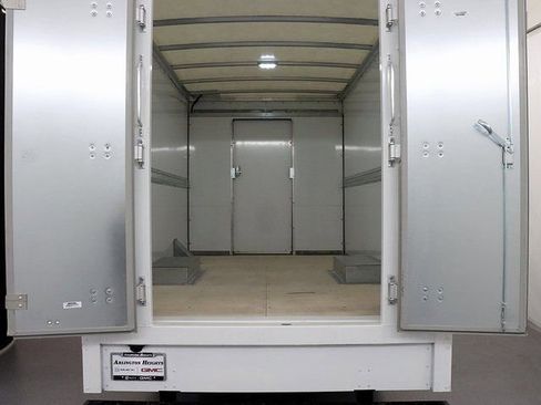 Used 2024 GMC Savana 3500 w/ Power Convenience Package image 9