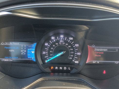 Used 2020 Ford Fusion SE image 23