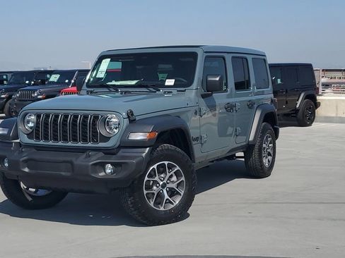 New 2025 Jeep Wrangler Sport S image 32