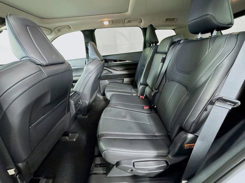 Used 2023 INFINITI QX60 Pure image 28