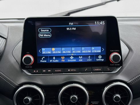 Used 2025 Nissan Sentra SV FWD image 19