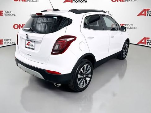 Used 2022 Buick Encore Preferred w/ Safety Package FWD image 7