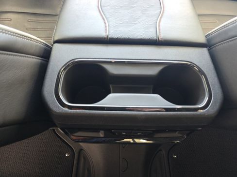 Used 2024 GMC Sierra 2500 AT4X image 38