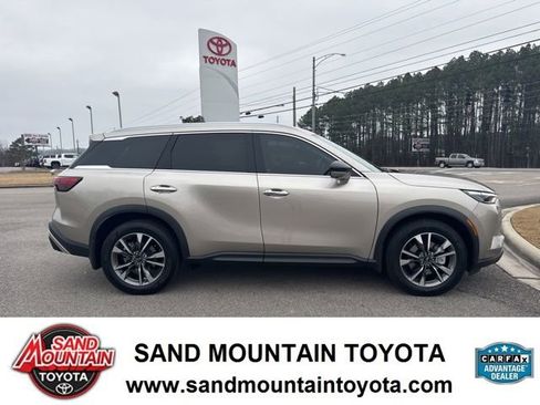 Used 2023 INFINITI QX60 Luxe w/ Cargo Package image 2