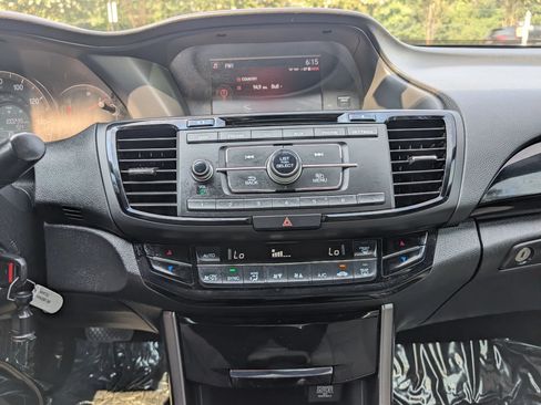 Used 2017 Honda Accord LX-S image 21