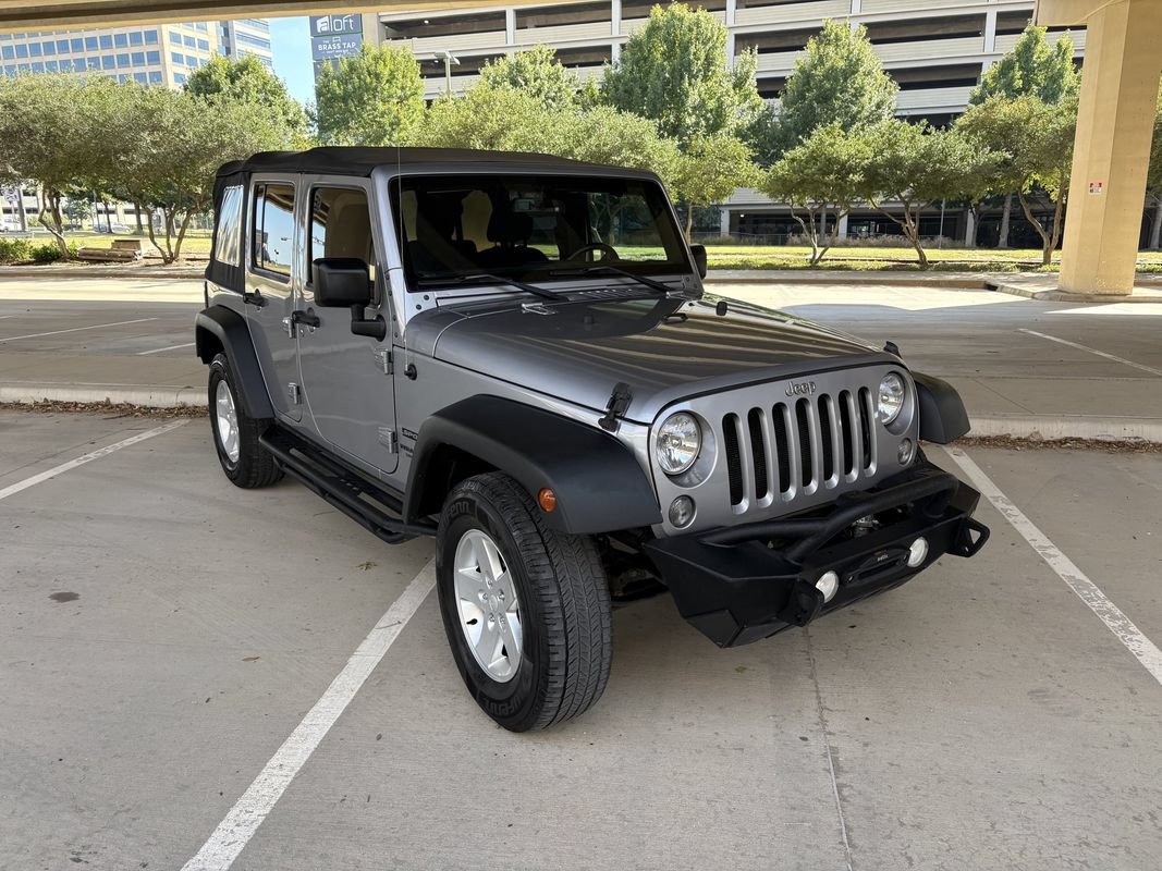 Used 2016 Jeep Wrangler Unlimited Sport w/ Quick Order Package 23S AWD/4WD image 4