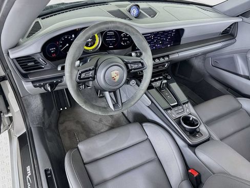 Used 2024 Porsche 911 Carrera GTS RWD image 4