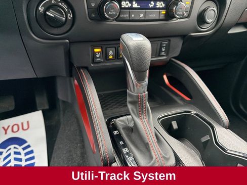 Used 2023 Nissan Frontier PRO-4X w/ Pro Convenience Package image 27