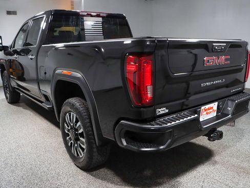 Used 2022 GMC Sierra 2500 Denali w/ Technology Package image 9
