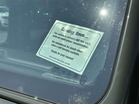 Used 2022 Jeep Gladiator Willys image 31