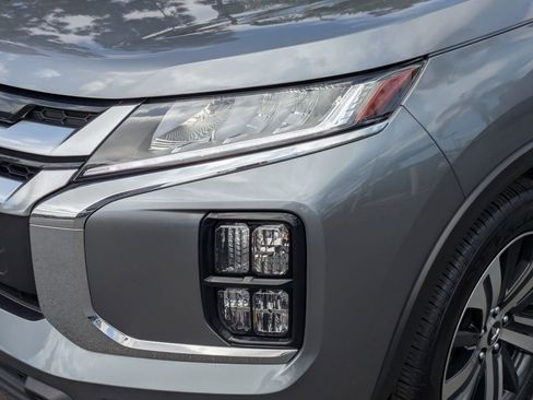 Used 2025 Mitsubishi Outlander Sport SE AWD/4WD image 11